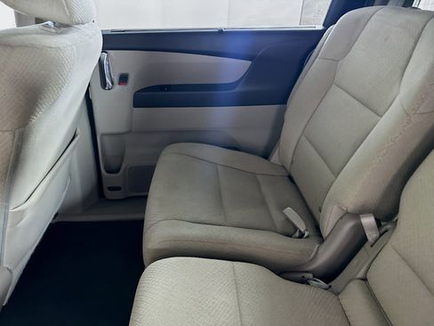 Used 2016 Honda Odyssey EX image 24