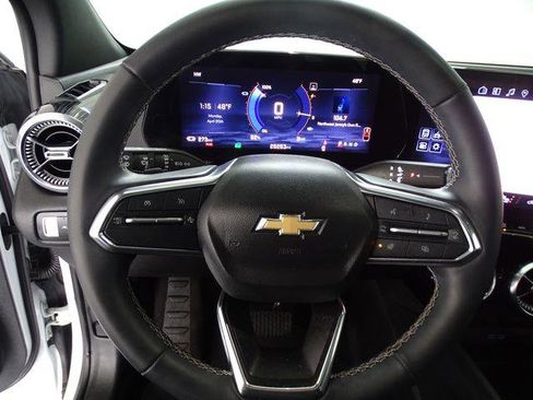 Used 2024 Chevrolet Blazer EV LT AWD/4WD image 6