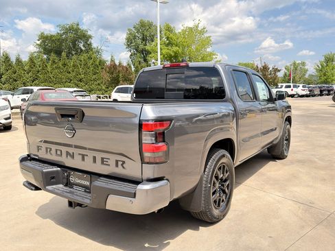 New 2026 Nissan Frontier SV RWD image 4