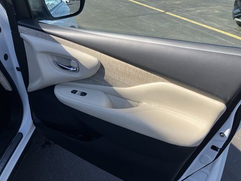 Used 2020 Nissan Murano SL image 10