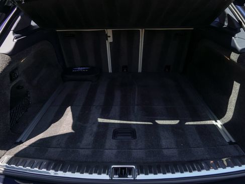 Certified 2024 Bentley Bentayga AWD/4WD image 28