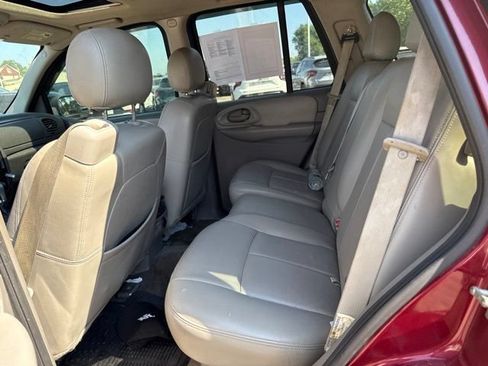 Used 2008 Chevrolet TrailBlazer LT w/ Sun And 6-Disc Cd Package AWD/4WD image 18