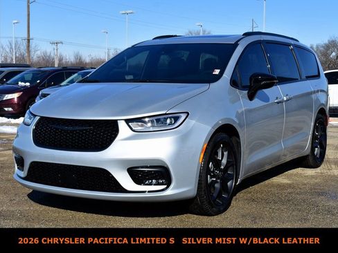New 2026 Chrysler Pacifica Limited w/ S Appearance Package image 1