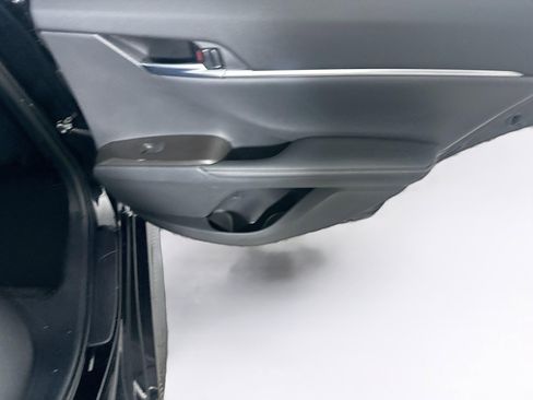 Used 2024 Toyota Camry XSE image 28