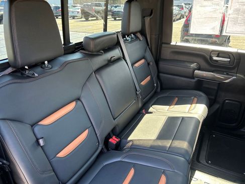 Used 2021 GMC Sierra 2500 AT4 w/ AT4 Premium Plus Package image 14