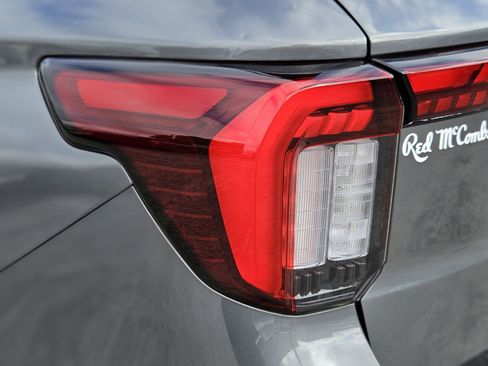 Certified 2025 Ford Explorer ST-Line image 10