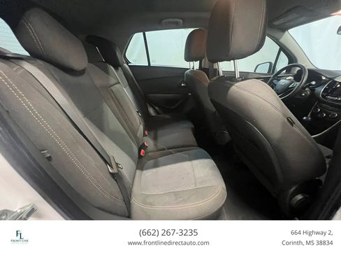 Used 2020 Chevrolet Trax LS FWD image 19