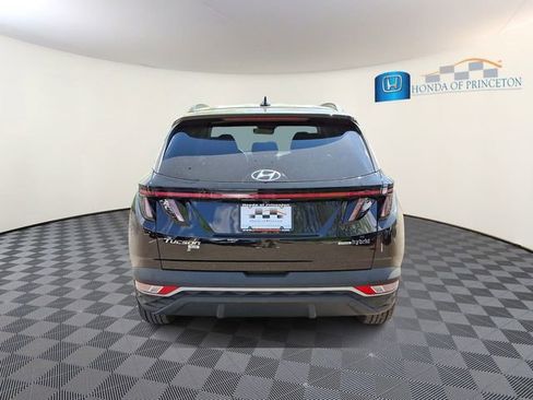 Used 2022 Hyundai Tucson Blue AWD/4WD image 5