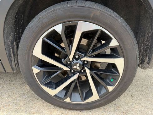 Used 2023 Mitsubishi Outlander SE FWD image 7