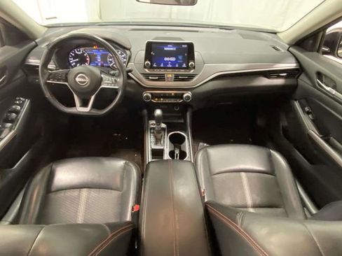 Used 2024 Nissan Altima 2.5 SR image 9