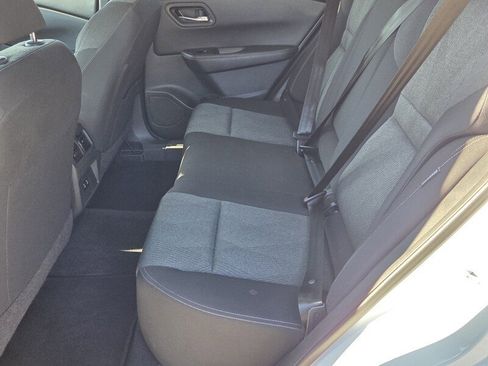 Used 2024 Nissan Rogue SV image 10