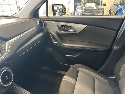 Used 2024 Chevrolet Blazer LT w/ Convenience Package FWD image 22