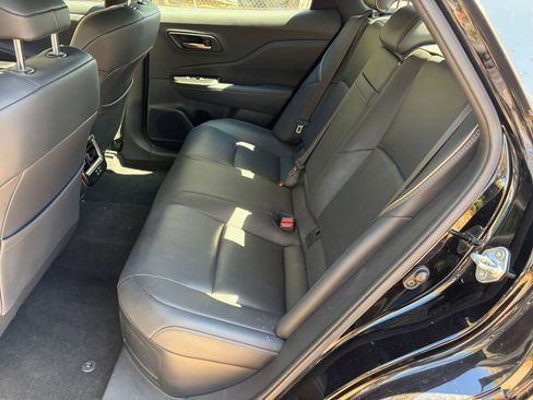 Used 2025 Toyota Crown XLE image 33