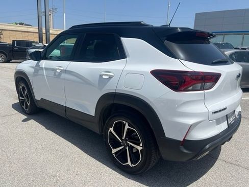Used 2023 Chevrolet TrailBlazer RS w/ Convenience Package FWD image 4