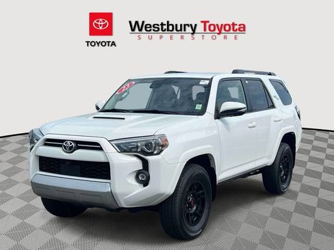 Certified 2023 Toyota 4Runner TRD Off-Road Premium w/ Off Road Premium Plus Package AWD/4WD image 5