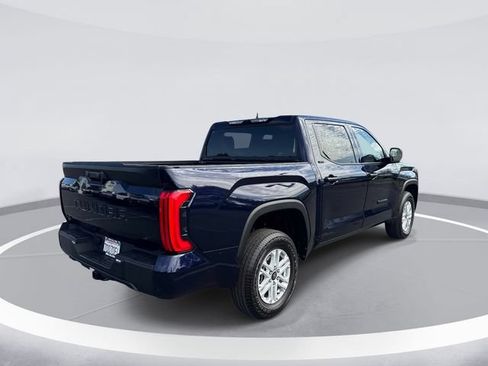 Used 2025 Toyota Tundra SR5 w/ SR5 Convenience Package AWD/4WD image 4