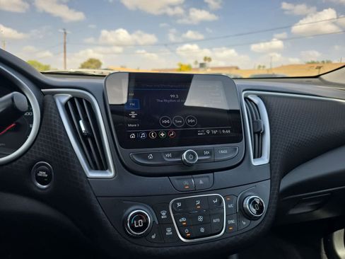 Used 2023 Chevrolet Malibu LT FWD image 19