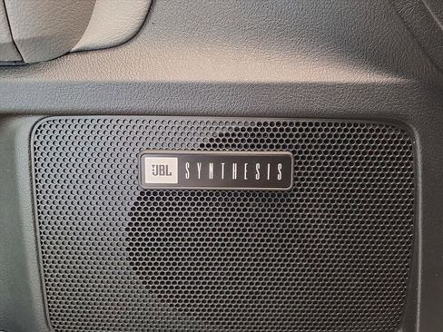 Used 2015 Toyota Sequoia Platinum image 19