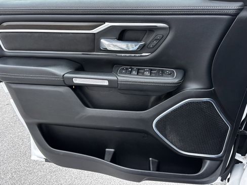 Used 2022 RAM 1500 Laramie image 11