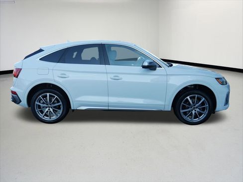 Certified 2022 Audi SQ5 Premium w/ Convenience Package image 6