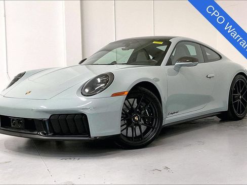 Used 2025 Porsche 911 Carrera 4 GTS AWD/4WD image 3