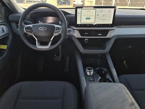 New 2026 Ford Explorer Active image 13
