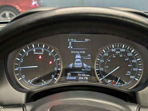 Used 2018 INFINITI Q50 Red Sport 400 w/ Sensory Package (Sport) RWD image 18