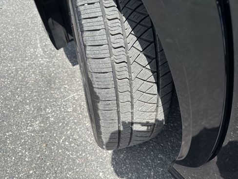 Used 2023 Lexus RZ 450e Premium image 34