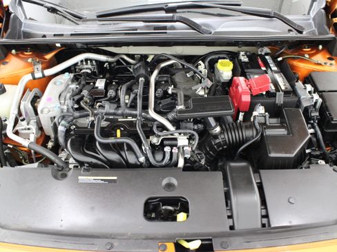 Used 2025 Nissan Sentra SR w/ SR Premium Package FWD image 38