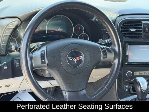 Used 2010 Chevrolet Corvette Convertible w/ Preferred Equipment Group RWD image 16