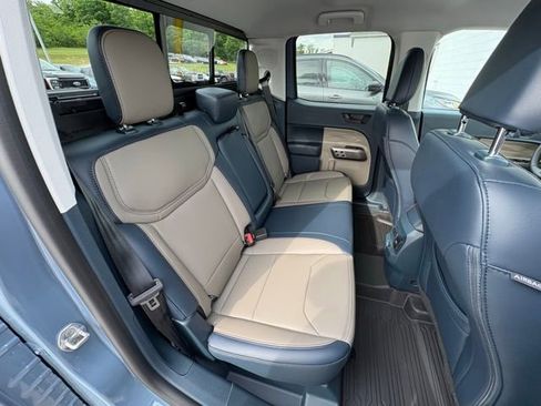 New 2026 Ford Maverick Lariat AWD/4WD image 31