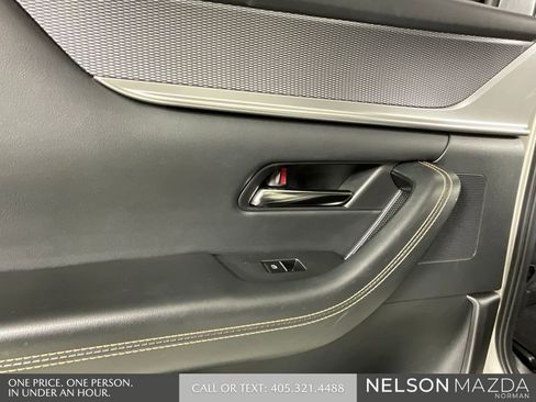 Certified 2025 MAZDA CX-90 3.3 Turbo w/ Preferred Package image 19