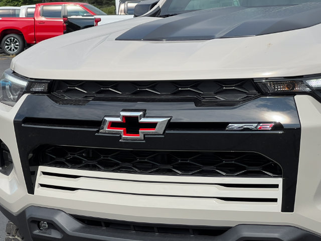 New 2026 Chevrolet Colorado ZR2 AWD/4WD image 45