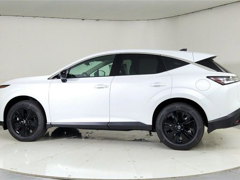 Used 2025 Nissan Murano SV image 4