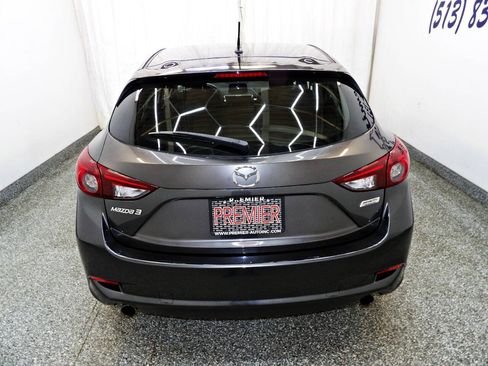 Used 2017 MAZDA MAZDA3 Sport FWD image 5