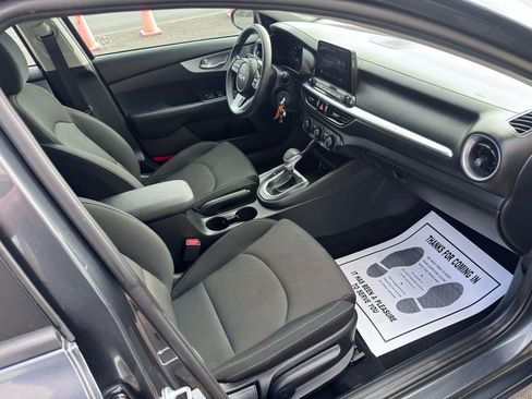 Used 2024 Kia Forte LXS image 30
