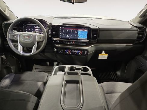 New 2026 GMC Sierra 1500 Elevation image 3