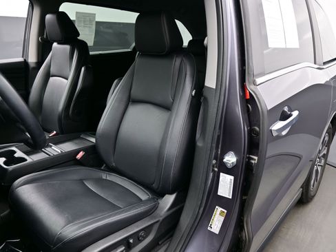 Used 2023 Honda Odyssey EX-L image 12