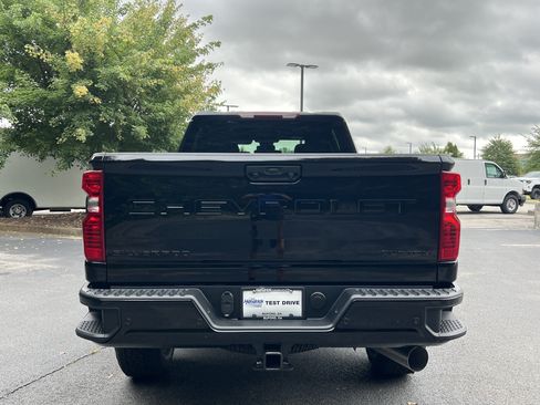 New 2026 Chevrolet Silverado 2500 Custom w/ Custom Value Package AWD/4WD image 8