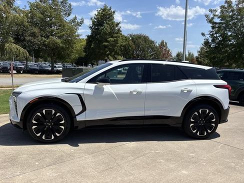 Used 2024 Chevrolet Blazer EV RS AWD/4WD image 11