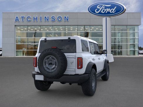 New 2025 Ford Bronco Outer Banks w/ Sasquatch Package image 8