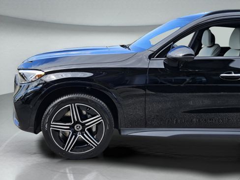 New 2026 Mercedes-Benz GLC 300 image 39