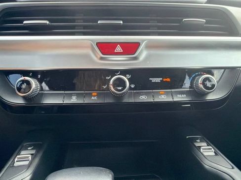 Used 2020 Kia Telluride S AWD/4WD image 34