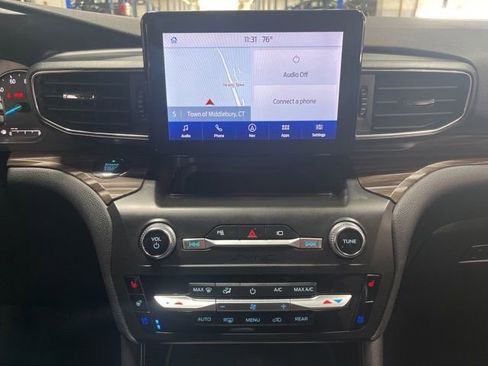Used 2020 Ford Explorer Limited image 42