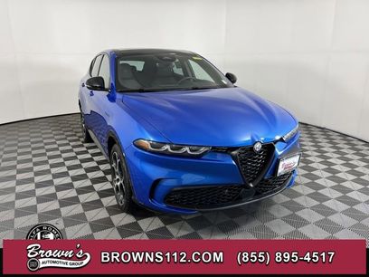 New 2025 Alfa Romeo Tonale w/ Premium Package