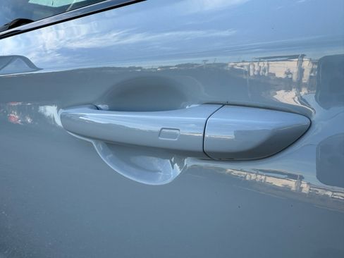 Used 2022 Genesis G70 3.3T image 46