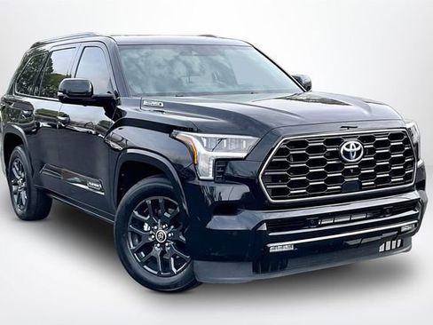 Used 2023 Toyota Sequoia Platinum image 1