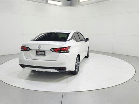 Certified 2025 Nissan Versa SV w/ Trunk Package image 6