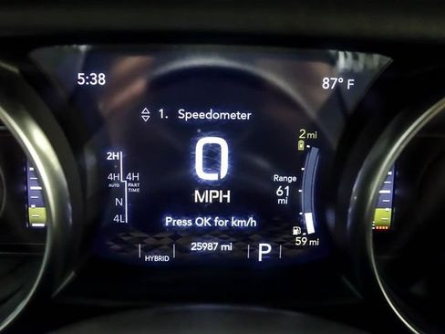 Used 2023 Jeep Wrangler Unlimited Sahara w/ Cold Weather Group AWD/4WD image 15