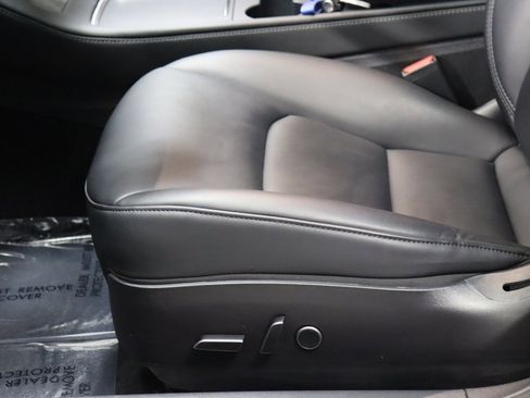 Used 2023 Tesla Model 3 Standard Range image 41